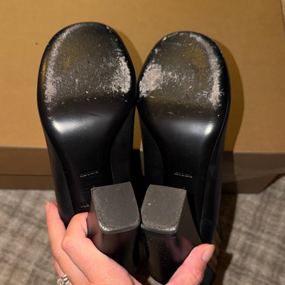 Burberry Black and Beige Plaid Heeled Boots - Picture 3 of 7